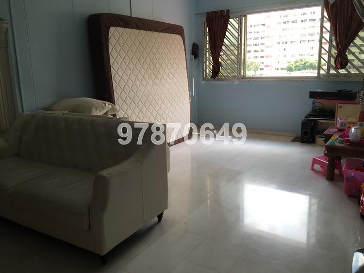 Hougang Avenue 6 thumbnail photo